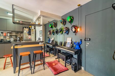 Apartamento à venda com 71m², 2 quartos e 1 vagaSala