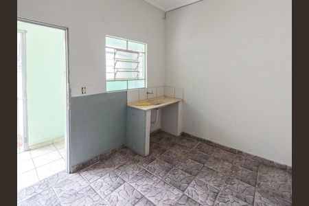 Casa para alugar com 40m², 1 quarto e sem vaga Casa para alugar com 40m², 1 quarto e sem vagaCozinha