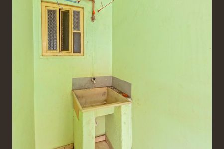 Casa para alugar com 40m², 1 quarto e sem vaga Casa para alugar com 40m², 1 quarto e sem vagaÁrea de Serviço