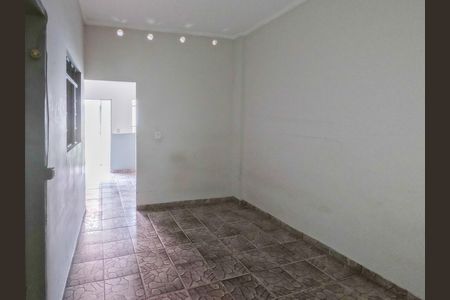Casa para alugar com 40m², 1 quarto e sem vaga Casa para alugar com 40m², 1 quarto e sem vagaSala