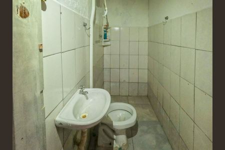 Casa para alugar com 40m², 1 quarto e sem vaga Casa para alugar com 40m², 1 quarto e sem vagaBanheiro