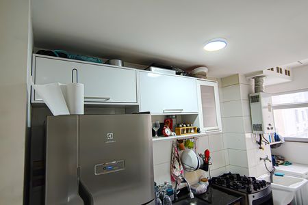 Apartamento à venda com 60m², 2 quartos e 1 vagacozinha e área de serviço