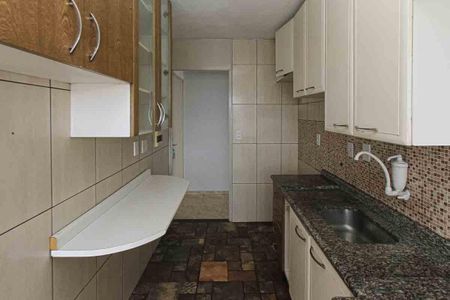 Apartamento à venda com 80m², 3 quartos e 1 vagaCozinha