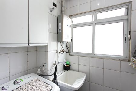 Apartamento à venda com 60m², 3 quartos e 1 vagaÁrea de Serviço