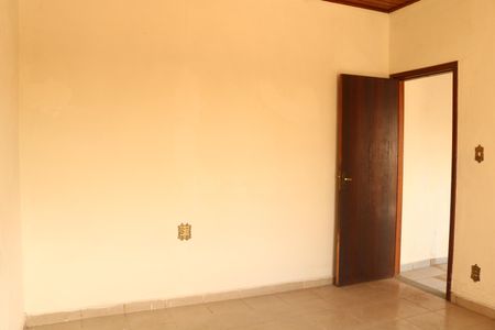 Casa à venda com 492m², 4 quartos e 1 vagaCasa 1 - Quarto