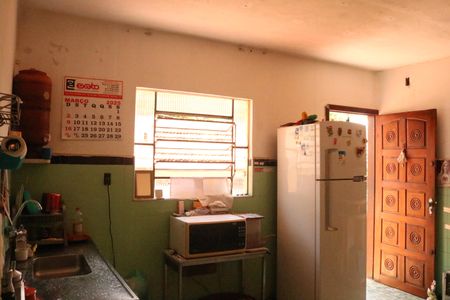 Casa à venda com 492m², 4 quartos e 1 vagaCasa 3 - Cozinha