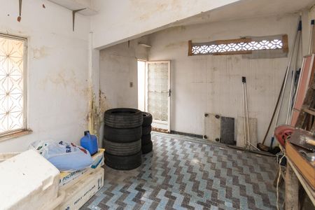 Casa à venda com 296m², 4 quartos e 2 vagasGaragem