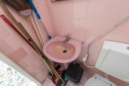 Casa à venda com 296m², 4 quartos e 2 vagasBanheiro de Serviço