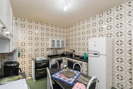 Casa à venda com 296m², 4 quartos e 2 vagasCozinha