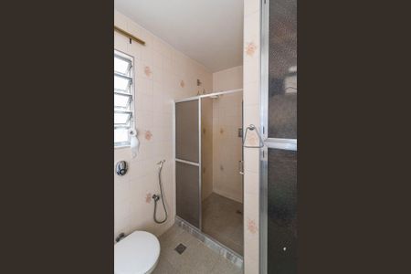 Casa à venda com 296m², 4 quartos e 2 vagasBanheiro da Suíte