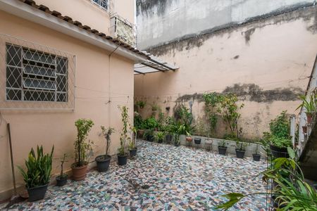 Casa à venda com 296m², 4 quartos e 2 vagasQuintal