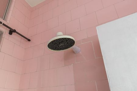 Casa à venda com 296m², 4 quartos e 2 vagasBanheiro de Serviço