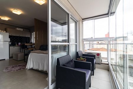 Studio à venda com 35m², 1 quarto e 1 vaga Studio à venda com 35m², 1 quarto e 1 vagaVaranda