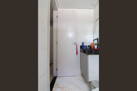 Apartamento à venda com 91m², 3 quartos e 2 vagas Apartamento à venda com 91m², 3 quartos e 2 vagasBanheiro da Suíte
