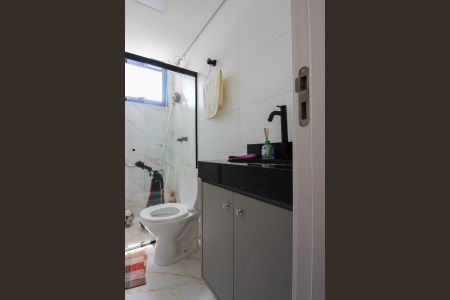 Apartamento à venda com 91m², 3 quartos e 2 vagas Apartamento à venda com 91m², 3 quartos e 2 vagasBanheiro Social