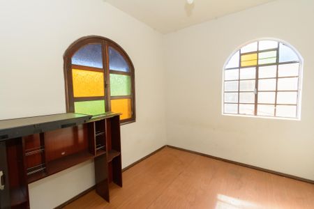 Casa à venda com 47m², 4 quartos e 1 vagaQuarto 1