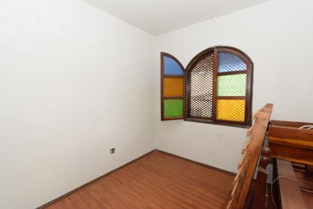 Casa à venda com 47m², 4 quartos e 1 vagaSuíte