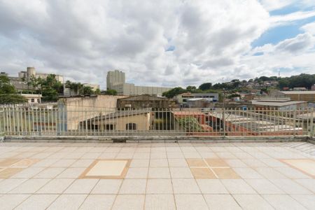 Casa à venda com 47m², 4 quartos e 1 vagaTerraço