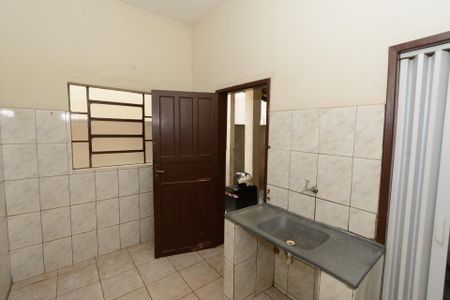 Casa à venda com 47m², 4 quartos e 1 vagaCasa 2 - Cozinha