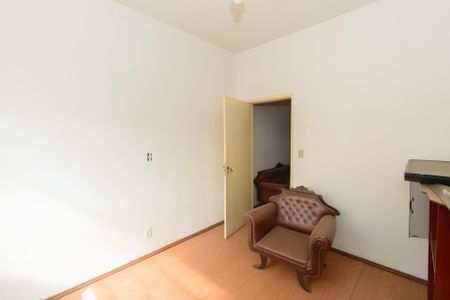 Casa à venda com 47m², 4 quartos e 1 vagaQuarto 1