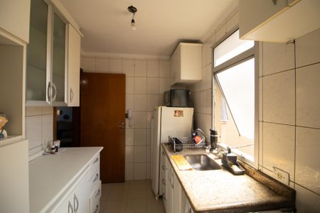 Apartamento à venda com 53m², 2 quartos e 1 vaga Apartamento à venda com 53m², 2 quartos e 1 vagaCozinha e Área de Serviço