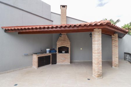 Casa à venda com 362m², 4 quartos e 5 vagasPiscina e Churrasqueira