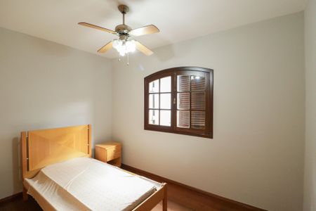 Casa à venda com 362m², 4 quartos e 5 vagasQuarto 1