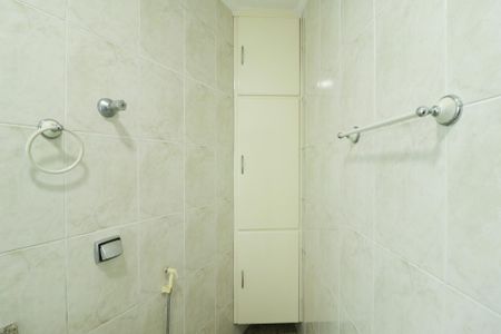 Casa à venda com 362m², 4 quartos e 5 vagasBanheiro Social