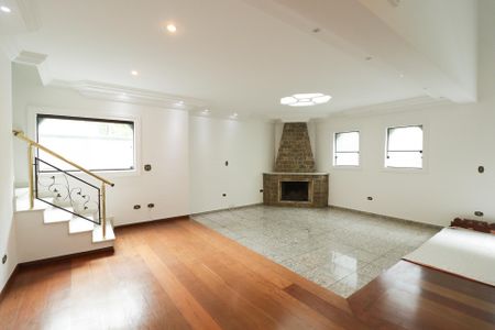 Casa à venda com 362m², 4 quartos e 5 vagasSala