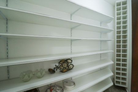 Casa à venda com 362m², 4 quartos e 5 vagasCozinha