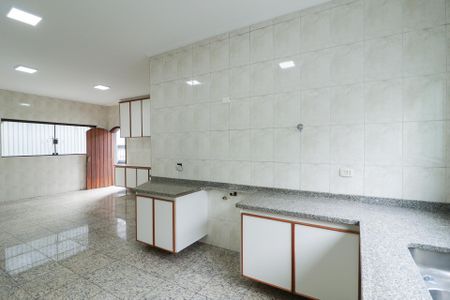 Casa à venda com 362m², 4 quartos e 5 vagasCozinha