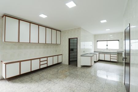 Casa à venda com 362m², 4 quartos e 5 vagasCozinha