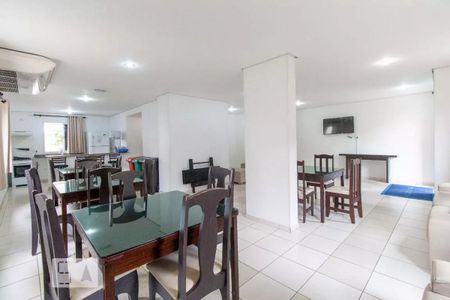 Apartamento à venda com 60m², 3 quartos e 1 vaga Apartamento à venda com 60m², 3 quartos e 1 vagaÁrea comum - Salão de festas