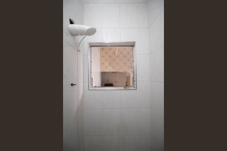 Casa à venda com 300m², 2 quartos e 2 vagas Casa à venda com 300m², 2 quartos e 2 vagasBanheiro de Serviço