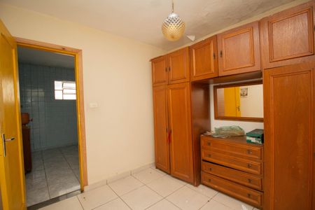 Casa à venda com 300m², 2 quartos e 2 vagas Casa à venda com 300m², 2 quartos e 2 vagasQuarto 1