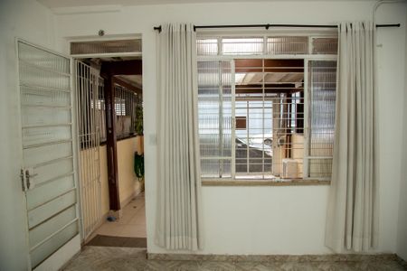 Casa para alugar com 98m², 3 quartos e 1 vagaSala