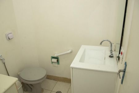 Casa para alugar com 98m², 3 quartos e 1 vagaBanheiro 1