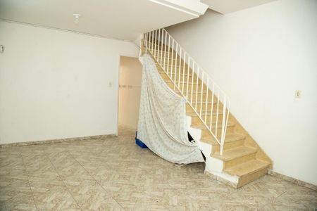 Casa para alugar com 98m², 3 quartos e 1 vagaSala