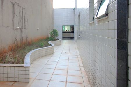 Apartamento à venda com 375m², 5 quartos e 4 vagasVaranda fundos