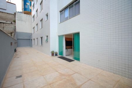 Apartamento à venda com 375m², 5 quartos e 4 vagasVaranda