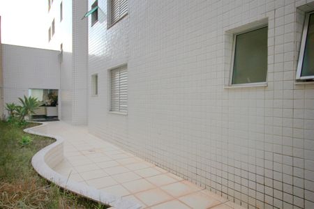 Apartamento à venda com 375m², 5 quartos e 4 vagasVaranda fundos
