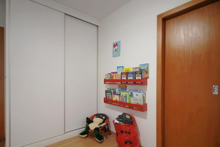 Apartamento à venda com 375m², 5 quartos e 4 vagasSuite 2