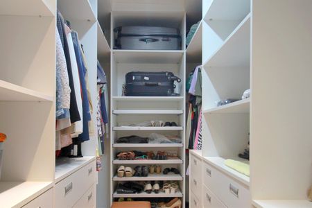 Apartamento à venda com 375m², 5 quartos e 4 vagasCloset