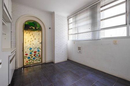 Apartamento à venda com 333m², 3 quartos e 5 vagasCopa