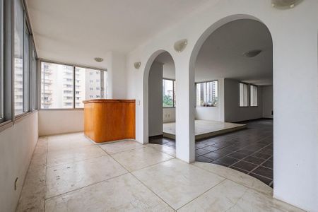 Apartamento à venda com 333m², 3 quartos e 5 vagasSala