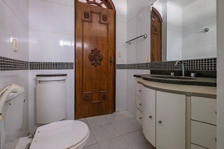 Apartamento à venda com 333m², 3 quartos e 5 vagasBanheiro da Suíte 3