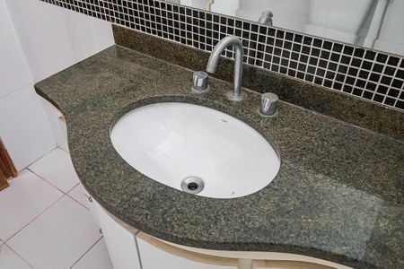 Apartamento à venda com 333m², 3 quartos e 5 vagasBanheiro da Suíte 3