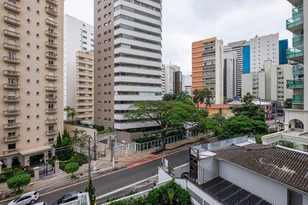 Apartamento à venda com 333m², 3 quartos e 5 vagasSala - Vista