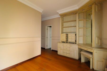 Apartamento à venda com 311m², 3 quartos e sem vagaQuarto 3 - Suíte