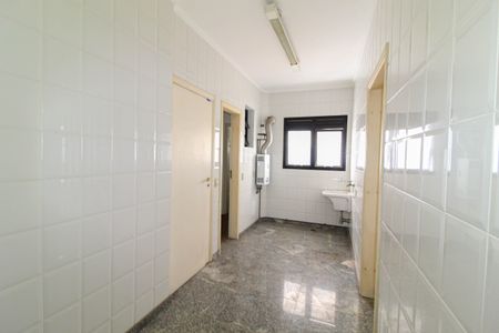 Apartamento à venda com 311m², 3 quartos e sem vagaÁrea de Serviço